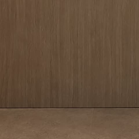 Pale oak timber